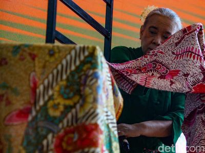 Mantap, Tren Belanja Batik via Online Meningkat