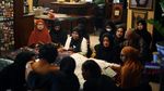 Suasana Haru Selimuti Rumah Duka Marissa Haque
