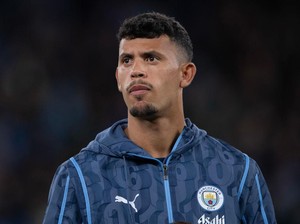 Rampok Ponsel, Gelandang Manchester City Ini Ditangkap