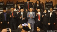 Diketahui, ada dua paket calon pimpinan DPD. Terdiri dari kubu La Nyalla dan Sultan. 
