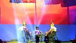 Foto: Para Siswa SLB Unjuk Pementasan di Gateways Study Visit Indonesia 2024