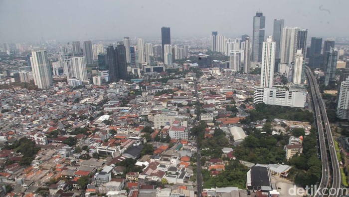 Bank Indonesia (BI) membeberkan sejumlah tantangan dalam menjaga stabilitas sistem keuangan (SSK) di Indonesia. Setidaknya ada tiga tantangan yang harus diantisipasi.