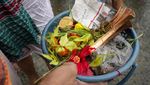 Peringati Hari Mahalaya, Umat Hindu India Kumpul di Tepi Sungai
