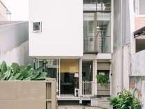 Nggak Nyangka! Lahan 90 M2 Bisa Jadi Rumah Seestetik Ini