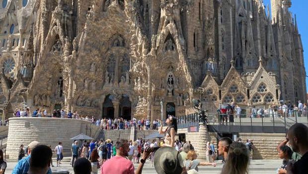 Sagrada Famila di Barcelona, Spanyol.