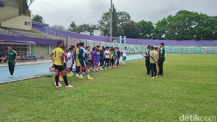 Seleksi pemain PSGC Ciamis di Stadion Galuh, Kabupaten Ciamis.