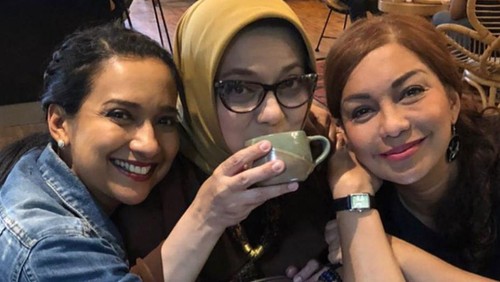 Shahnaz Haque, Marissa Haque, dan Soraya Haque