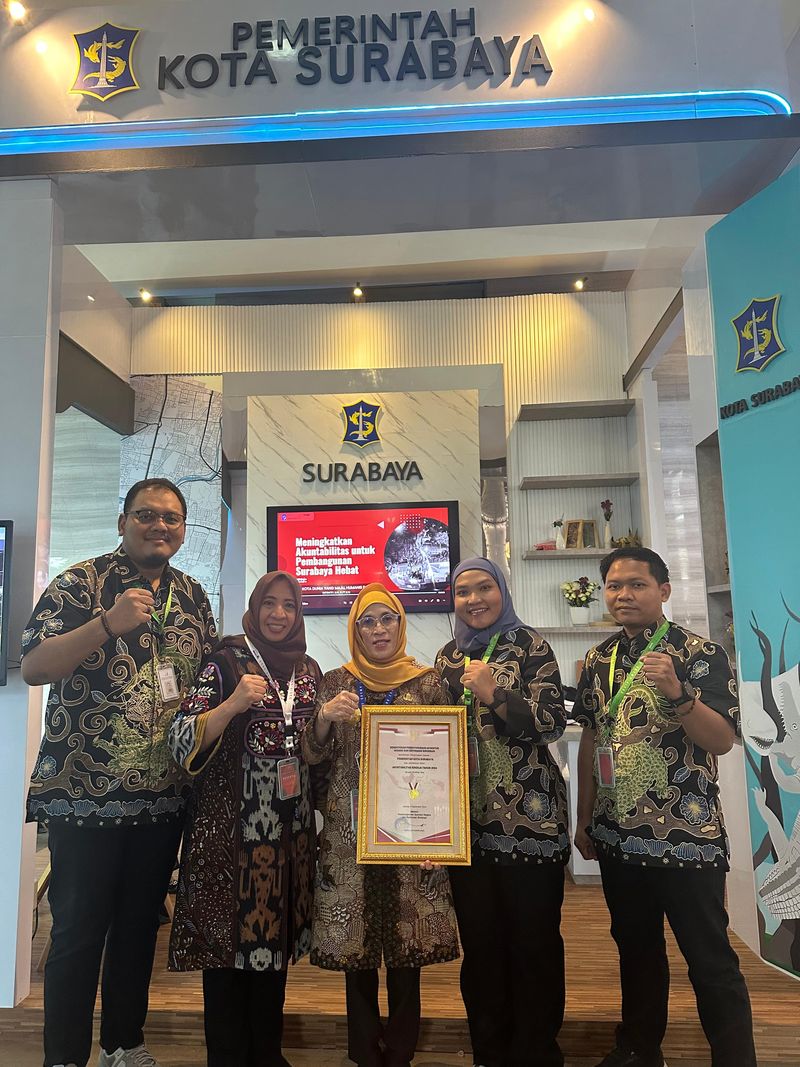 Surabaya Raih SAKIP AA