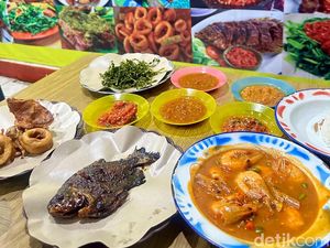 Video: Warung Sambal Atom di Tebet yang Pedasnya Nendang!