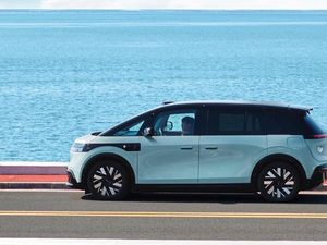 Zeekr Mix Siap Dijual, MPV Listrik Canggih Pesaing BYD M6