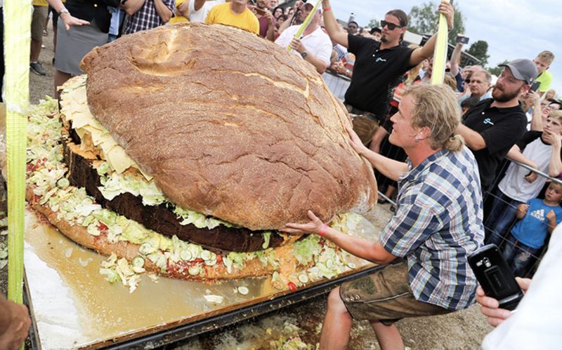 7 Fakta Menarik Burger, Asal-usul Nama hingga Penemunya