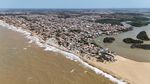 Abrasi Mengancam Masyarakat Pesisir Brasil