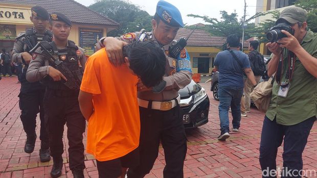 Efin, mahasiswa penjambret ponsel ibu gendong bayi di Bogor ditangkap polisi