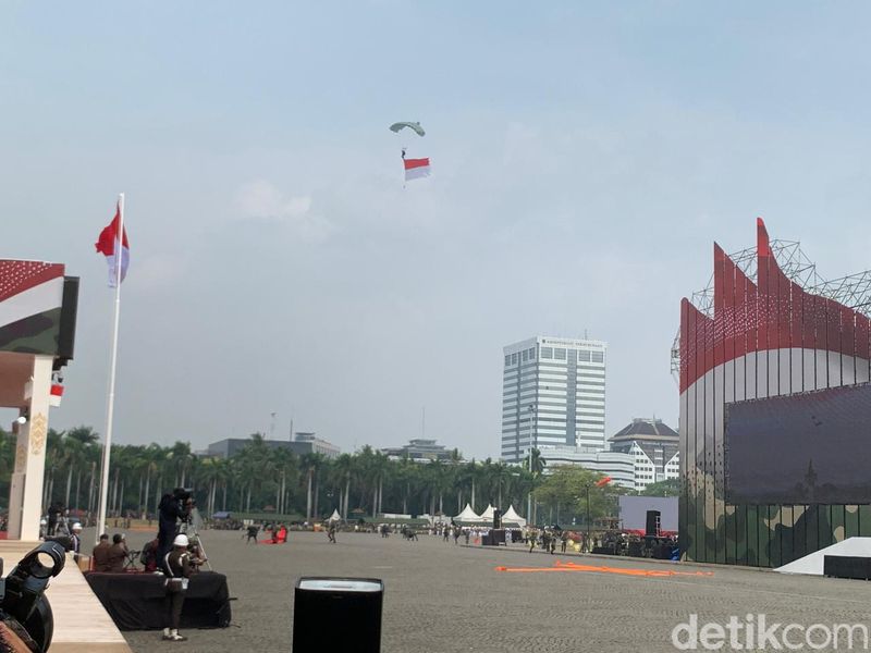 Gladi bersih HUT ke-79 TNI di Monas