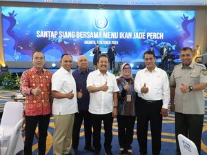 Trenggono Kenalkan Jade Perch, Ikan Potensial Dikembangkan di RI
