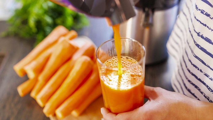 Kebanyakan Makan Wortel? Ini 6 Efek Sampingnya