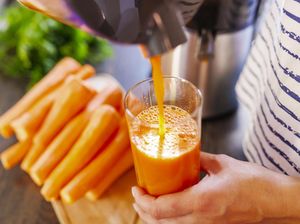Viral Rutin Minum Jus Wortel-Tomat Bikin Wajah Glowing, Begini Kata Dermatolog