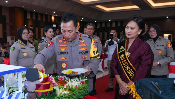 Kapolri Jenderal Listyo Sigit Prabowo saat di acara perayaan HUT ke-76 Polwan