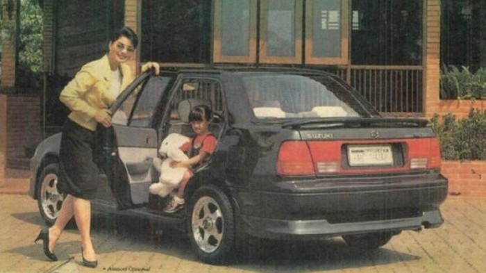 Marissa Haque menjadi bintang iklan dan brand ambassador mobil edisi khusus yang diberi nama Suzuki Esteem MH-Edition (Marissa Haque Edition) pada 1992. (Foto: Istimewa)