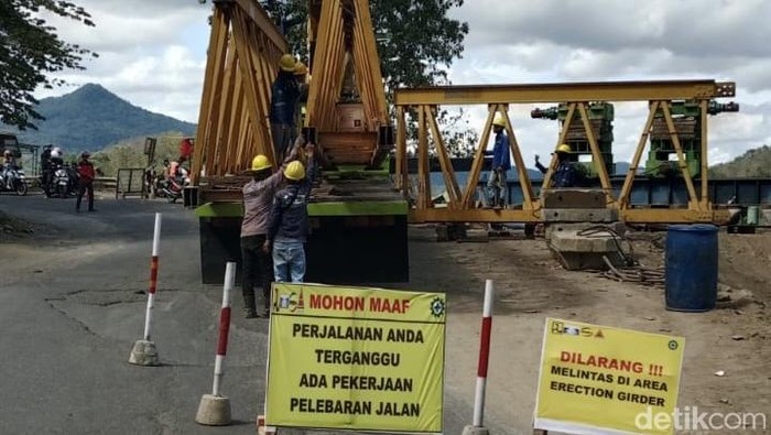 Peralatan jembatan elevated Tompo Ladang.