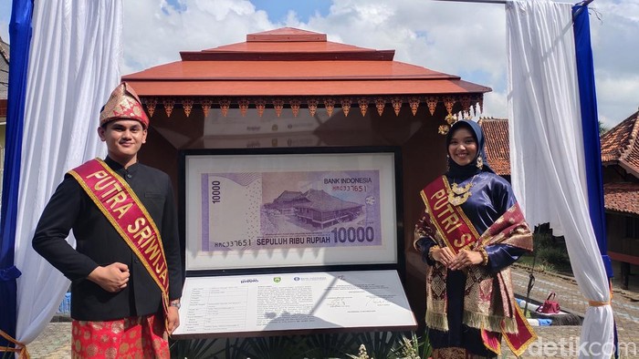 Memoribilia uang pecahan Rp 10.000 di Museum SMB II Palembang