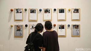 Perayaan 50 tahun Jakarta Biennale kali ini menggandeng 20 kolektif yang tergabung dengan nama Majelis Jakarta.  