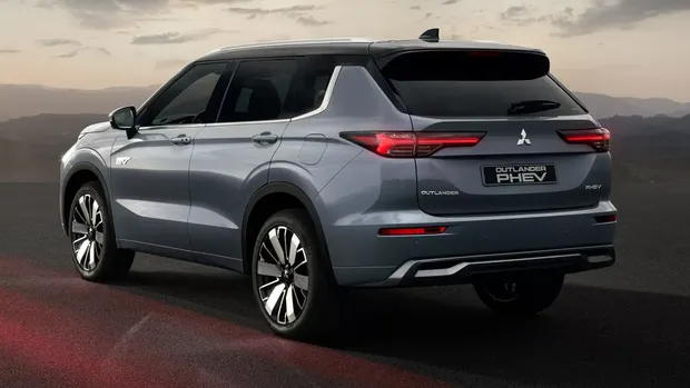 Mitsubishi Outlander PHEV 2025