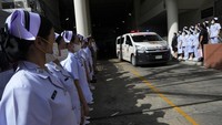 Pengemudi, Saman Chanput, ditangkap beberapa jam setelah kecelakaan dan didakwa dengan mengemudi secara gegabah yang menyebabkan kematian dan cedera, tidak berhenti untuk membantu orang lain, dan tidak melaporkan kecelakaan tersebut, kata polisi.