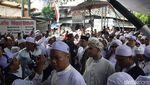 Momen Ridwan Kamil Digandeng Habib Ali Kwitang