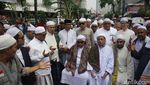 Momen Ridwan Kamil Digandeng Habib Ali Kwitang