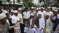 Calon Gubernur Jakarta nomor urut 1, Ridwan Kamil menghadiri acara Maulid Akhir Kamis ke-104, di Jl Kramat II, Jakarta Pusat, Kamis (3/9/2024).  