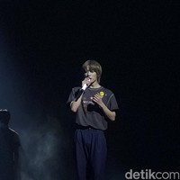 Boy group jebolan BIGHIT MUSIC itu berjanji akan kembali menggelar konser di Indonesia. Tak hentinya mengucapkan terima kasih kepada MOA tersayang. Foto: dok. R Chairini Putong/Wolipop