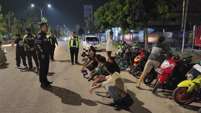 Polisi mengamankan pelaku balap liar di Pekanbaru