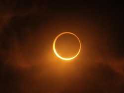 Ada Gerhana Matahari Cincin Api 17 Februari, Ini yang Akan Terjadi