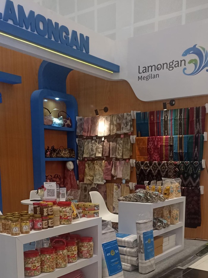 Produk UMKM Lamongan tampil di Jatim Fest 2024