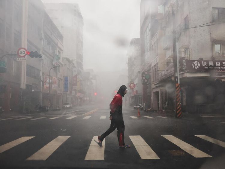 Taiwan Shutdown Gegara Topan Krathon