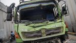 Truk Ringsek di Underpass Arteri Pondok Indah, Lalin Macet