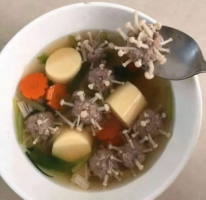 10 Potret Makanan Aneh yang Viral di Facebook, Bikin Heran!