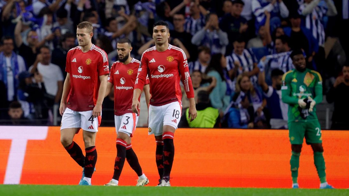 Link live streaming Aston Villa vs Man United lihat informasinya di sini. (Foto: Getty Images/Soccrates Images)