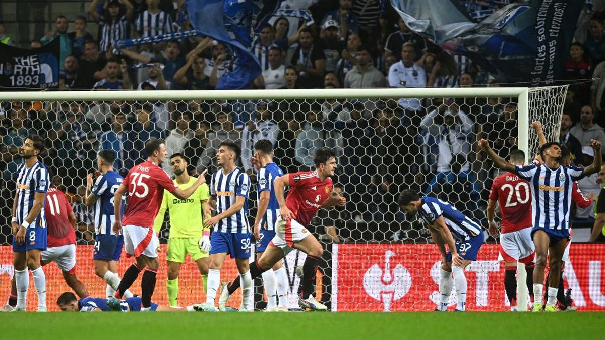 Porto vs MU berakhir imbang 3-3 (Foto: Getty Images/Octavio Passos)