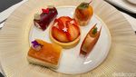 Istimewa! Kue dan Pastry Serba Pink Meriahkan Afternoon Tea di Sini
