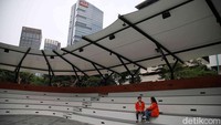 RTH ini juga diharapkan bisa menjadi penyejuk di tengah polusi kota Jakarta.  