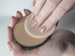 5 Two Way Cake Lokal Terbaru dari Brand Lokal, Bisa Nahan Minyak Seharian