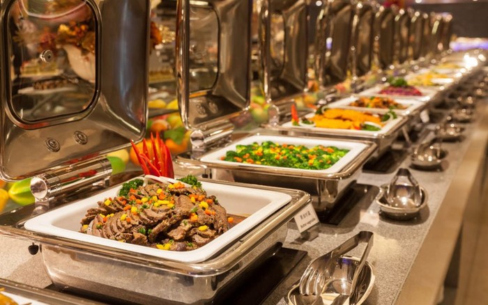 Buang Banyak Makanan Pengunjung Dikenai Denda oleh Restoran