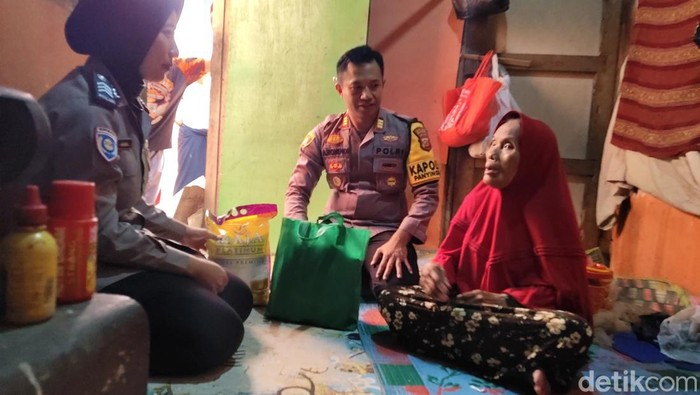 Caswi, perempuan lanjut usia di Majalengka