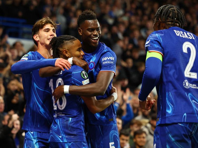 Bersih-bersih Chelsea