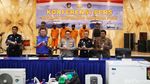 Potret Empat Pengelola Ilegal Benih Lobster Digulung Baharkam Polri