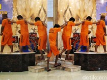 Potret Empat Pengelola Ilegal Benih Lobster Digulung Baharkam Polri