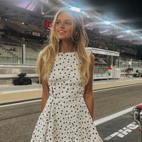 Estelle Ogilvy disebut terlibat cinta segitiga dengan dua pembalap F1. Estelle yang kini pacaran dengan Franco Colapinto disebut juga pernah mengencani Oliver Bearman. Foto: Instagram Estelle Ogilvy