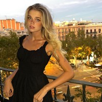 Dilansir The Sun, Estelle dan Calapinto pernah berkencan sebelum Estelle berpacaran dengan Bearmann. Tapi setelah putus dari Bearmann, ia kembali lagi pada Calapinto. Foto: Instagram Estelle Ogilvy